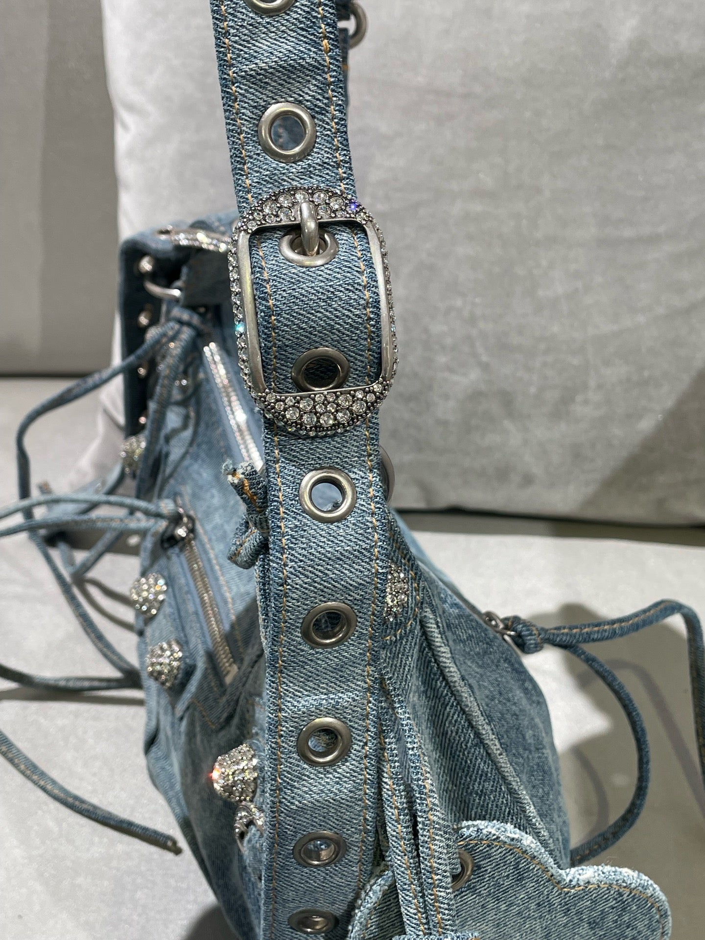 Balenciaga LE CAGOLE Blue 6713072109U4715