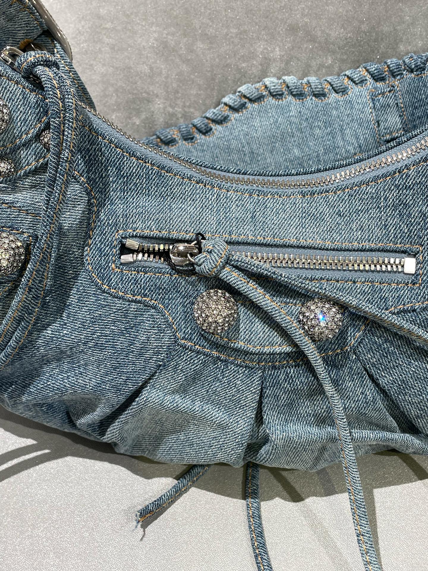 Balenciaga LE CAGOLE Blue 6713072109U4715