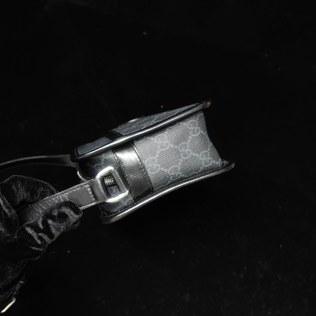 Gucci Shoulder Bag