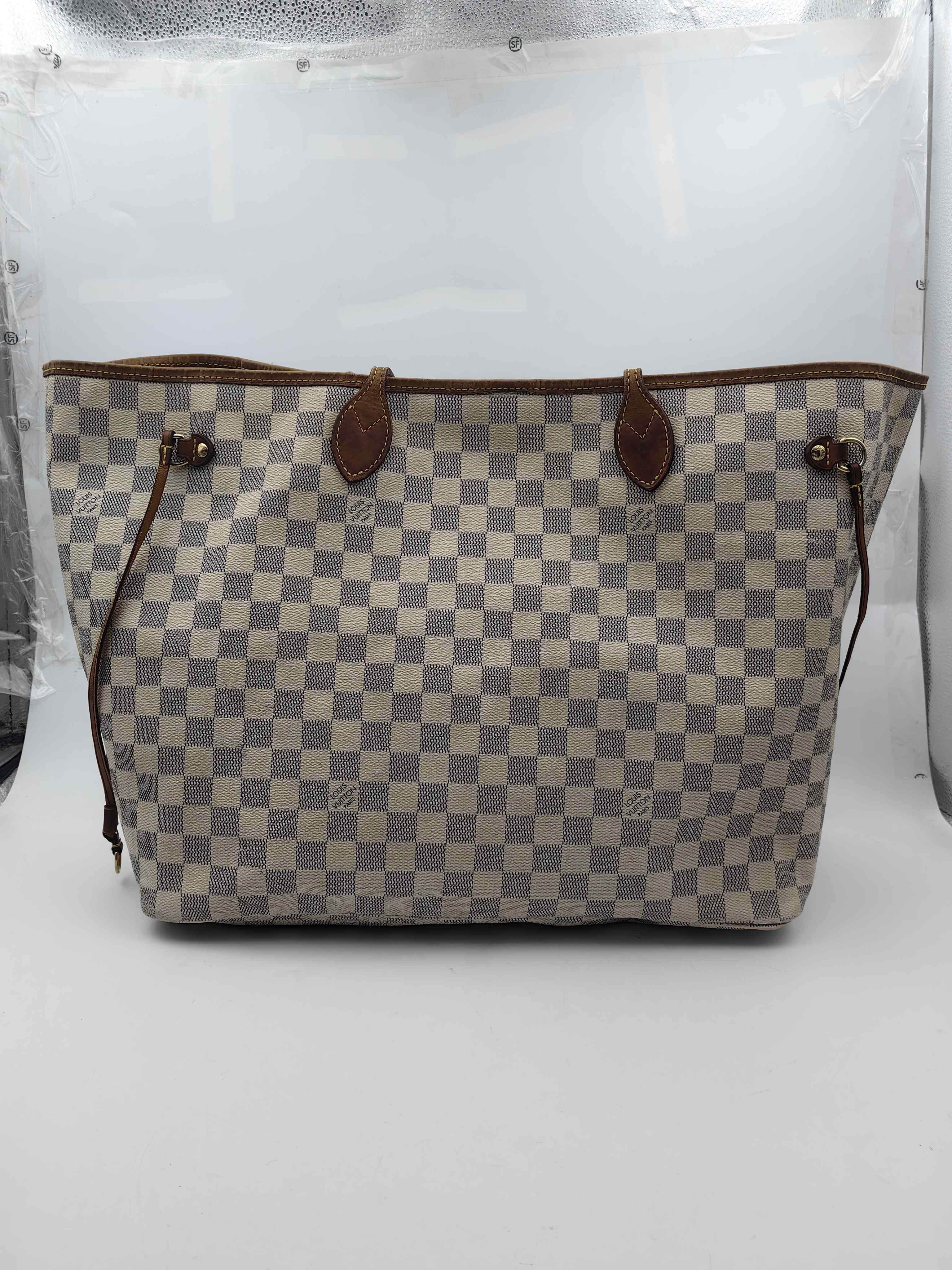 Louis Vuitton Beige