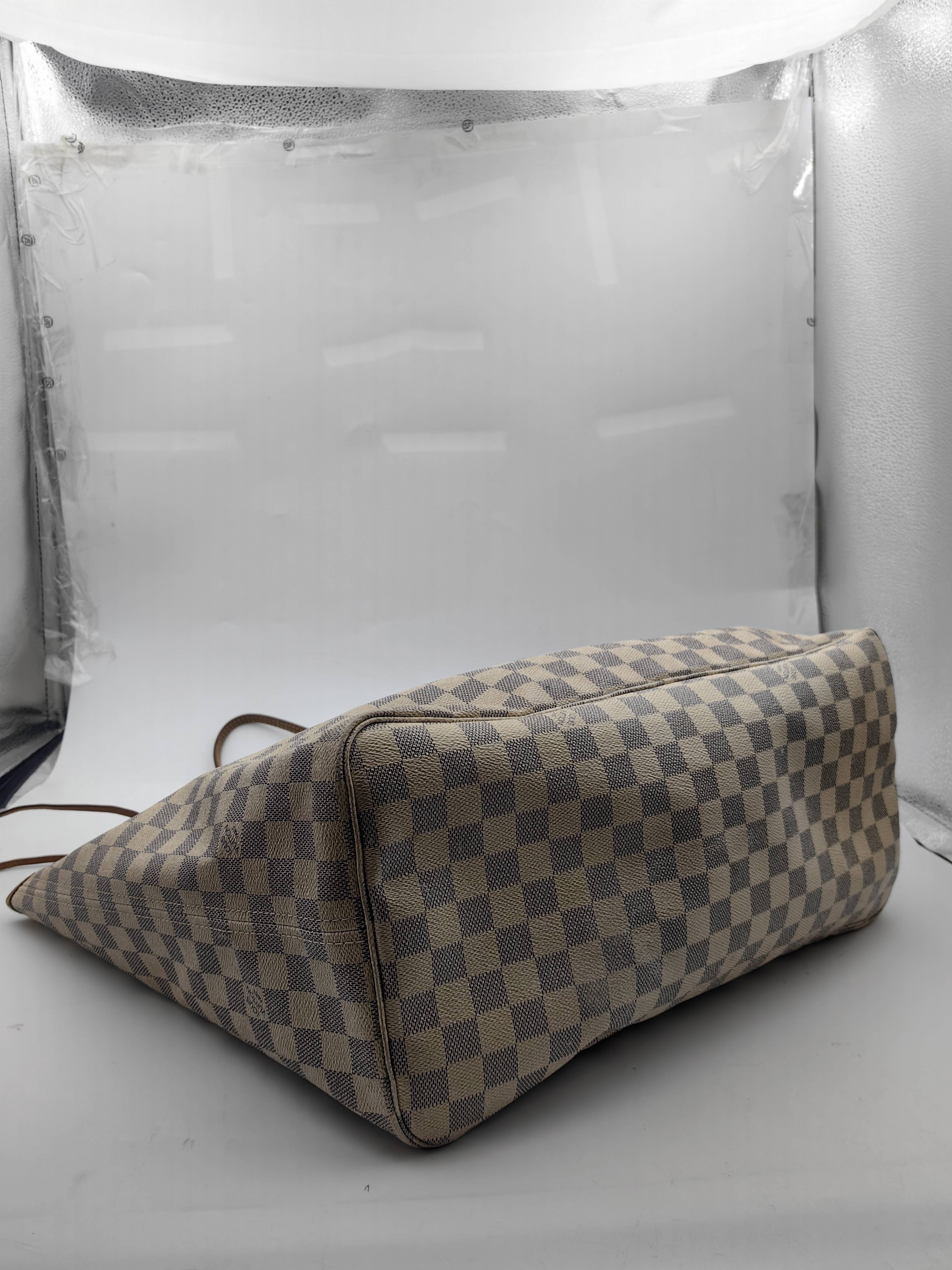 Louis Vuitton Beige
