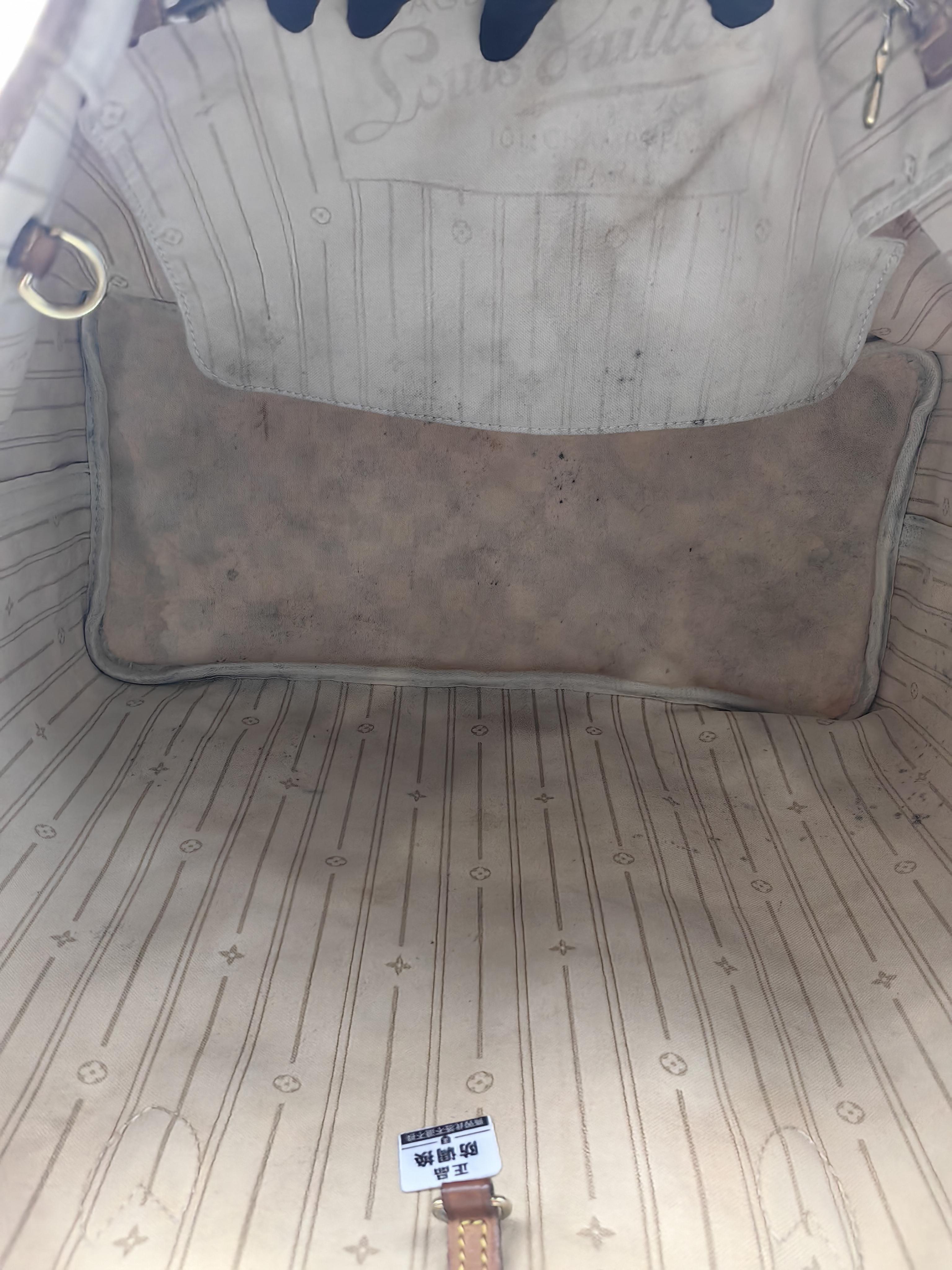 Louis Vuitton Beige