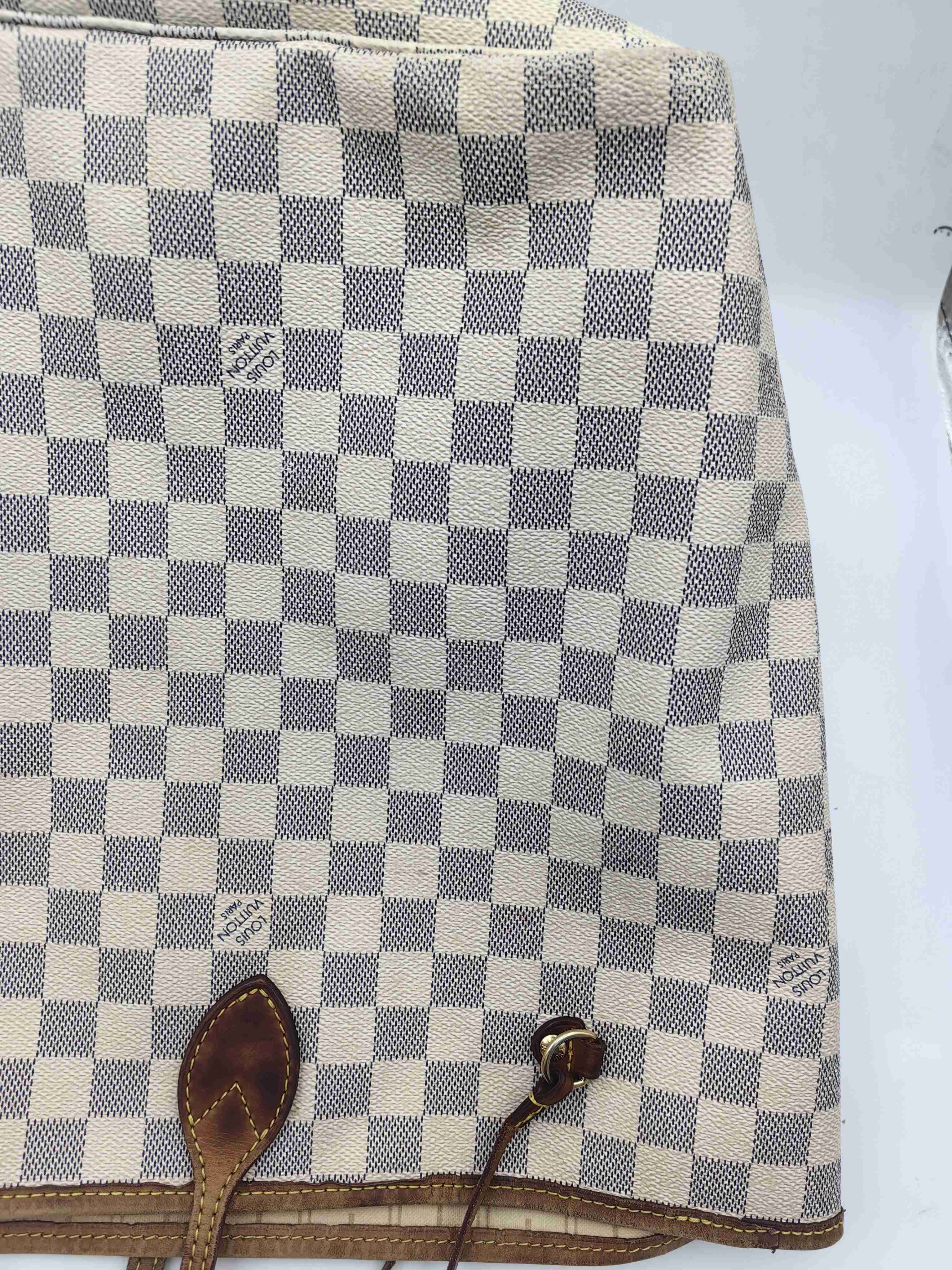 Louis Vuitton Beige