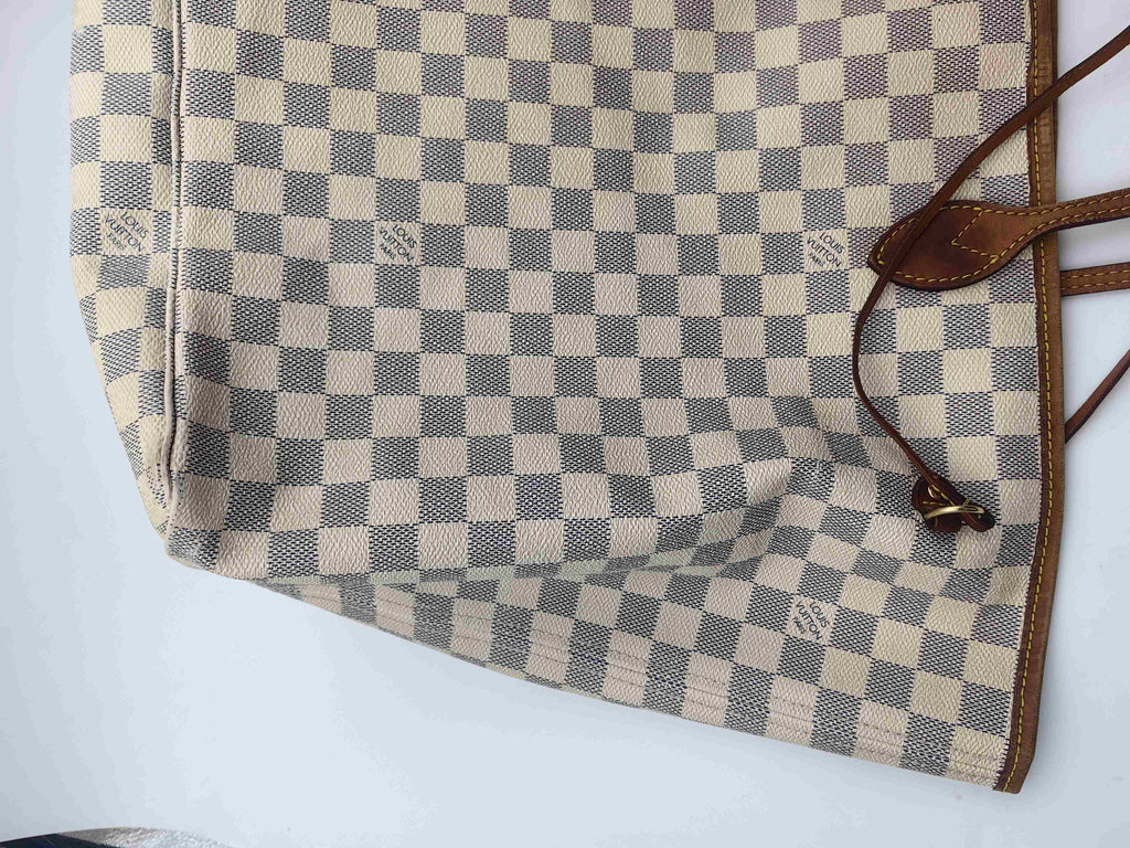 Louis Vuitton Beige