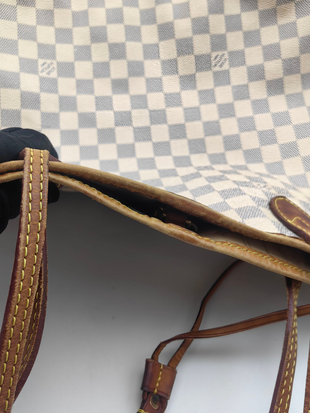Louis Vuitton Beige