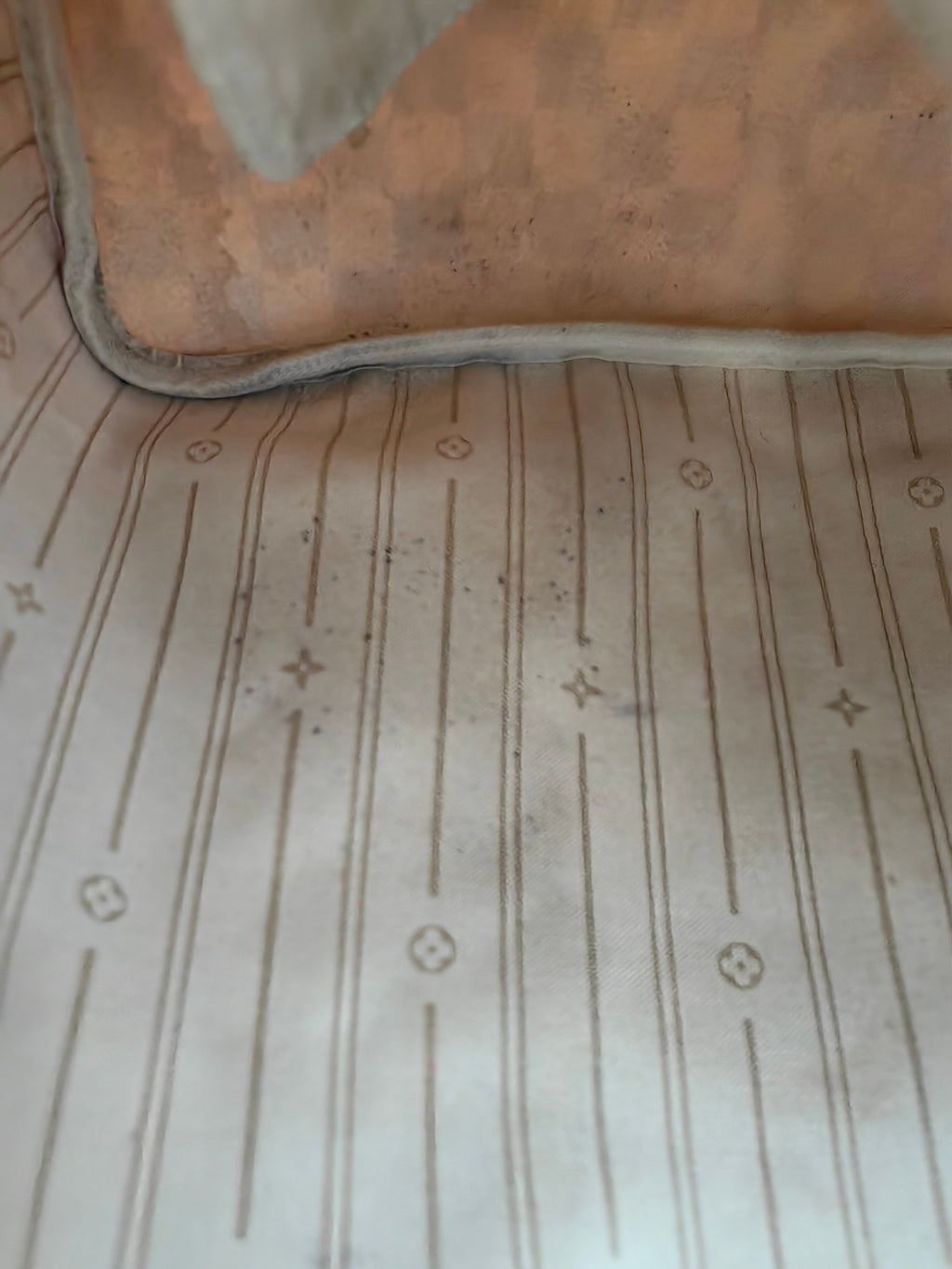 Louis Vuitton Beige