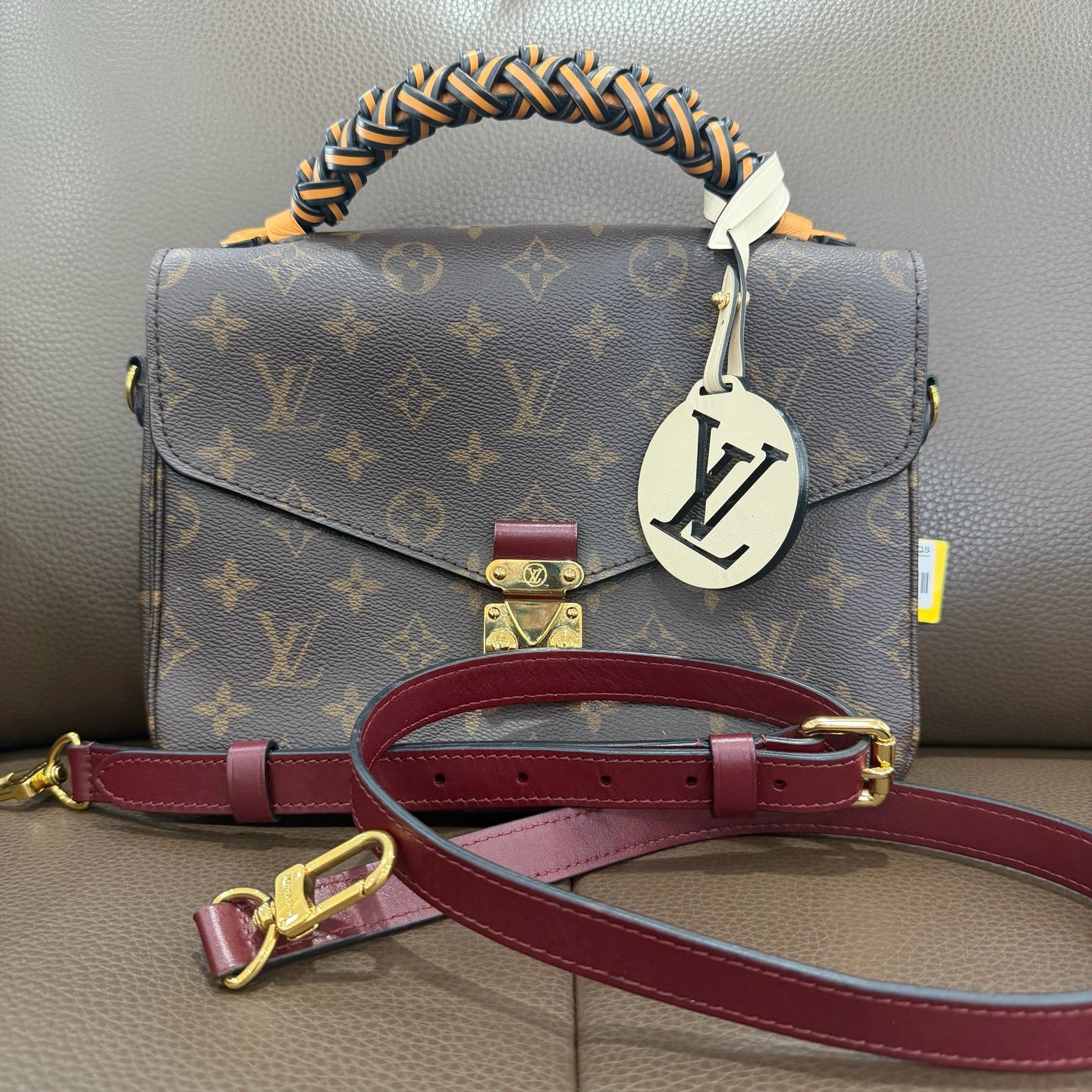 Louis Vuitton Messenger Bag