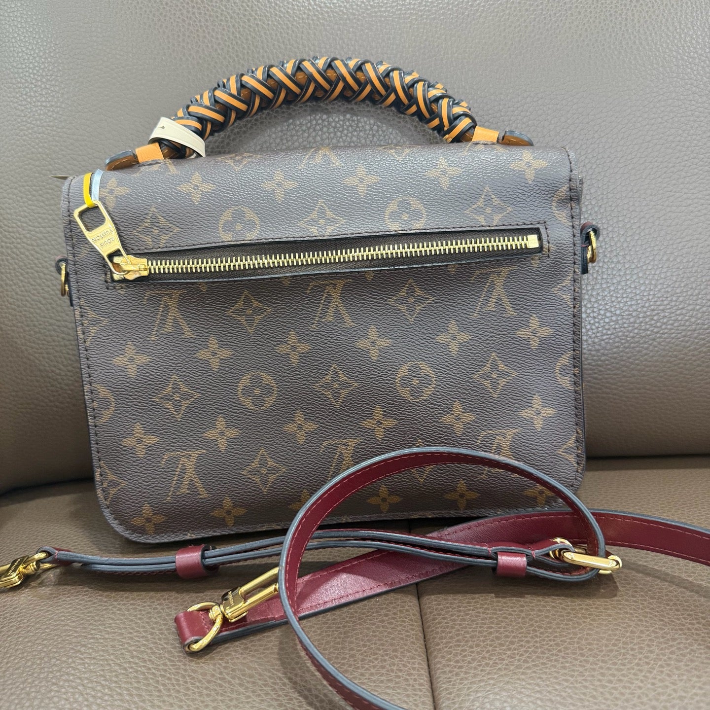 Louis Vuitton Messenger Bag