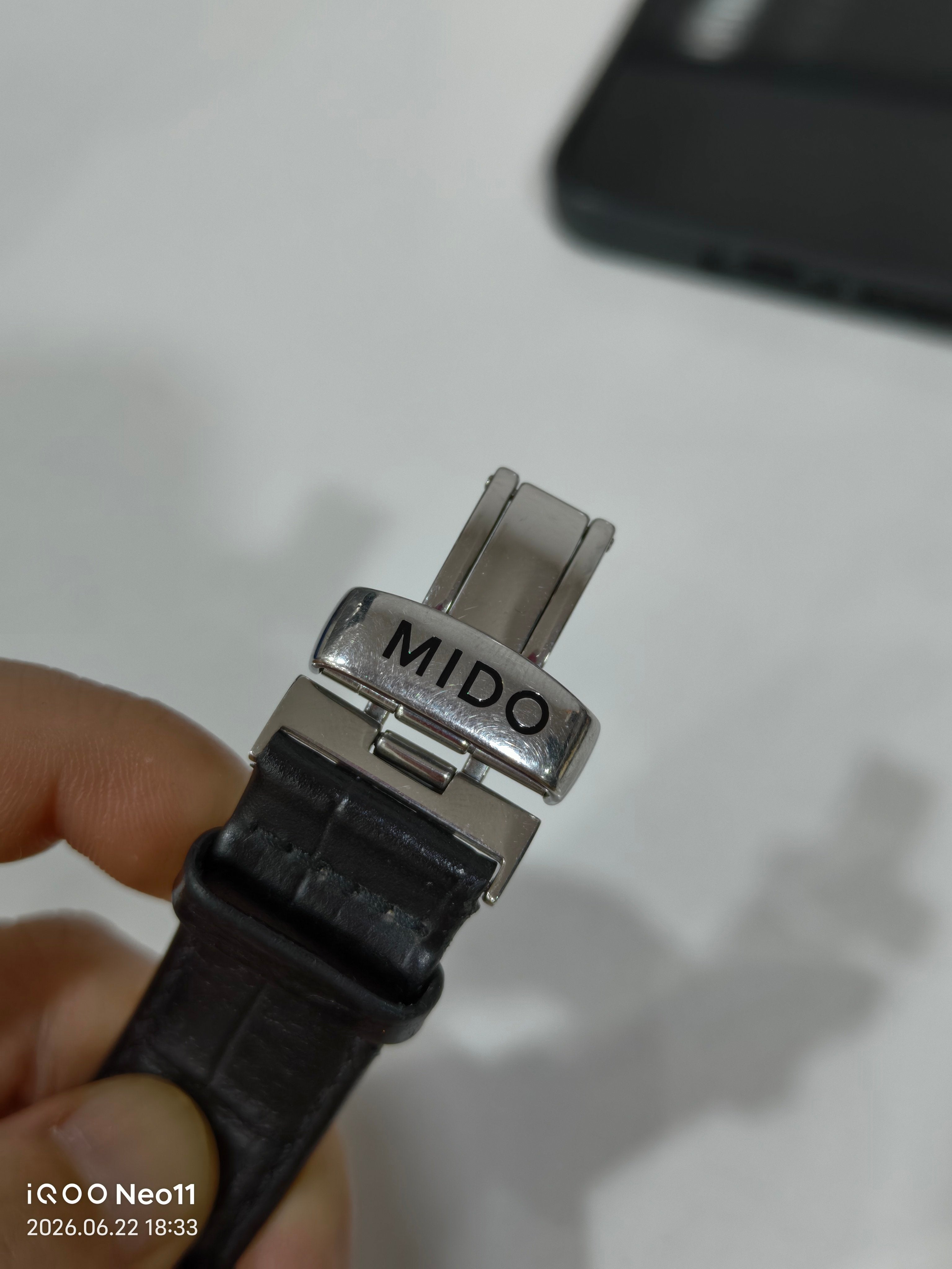Mido Berenice Automatic (self-winding) watch 39 millimeters M037.407.16.261.00