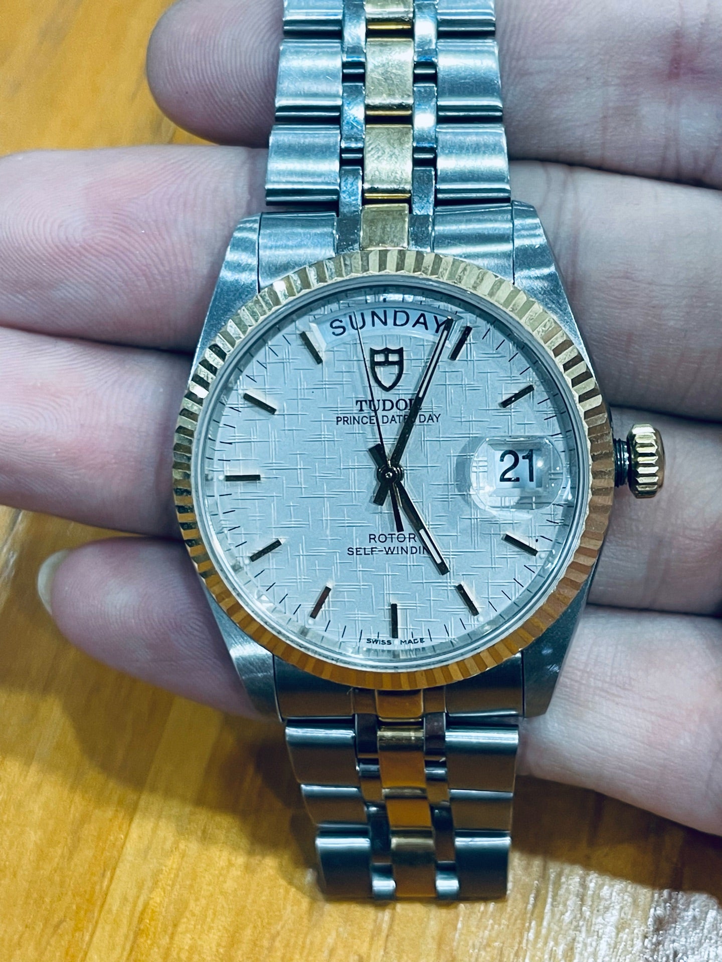 Tudor Prince Sunday Calendar Model 36 millimeters m76213-0019