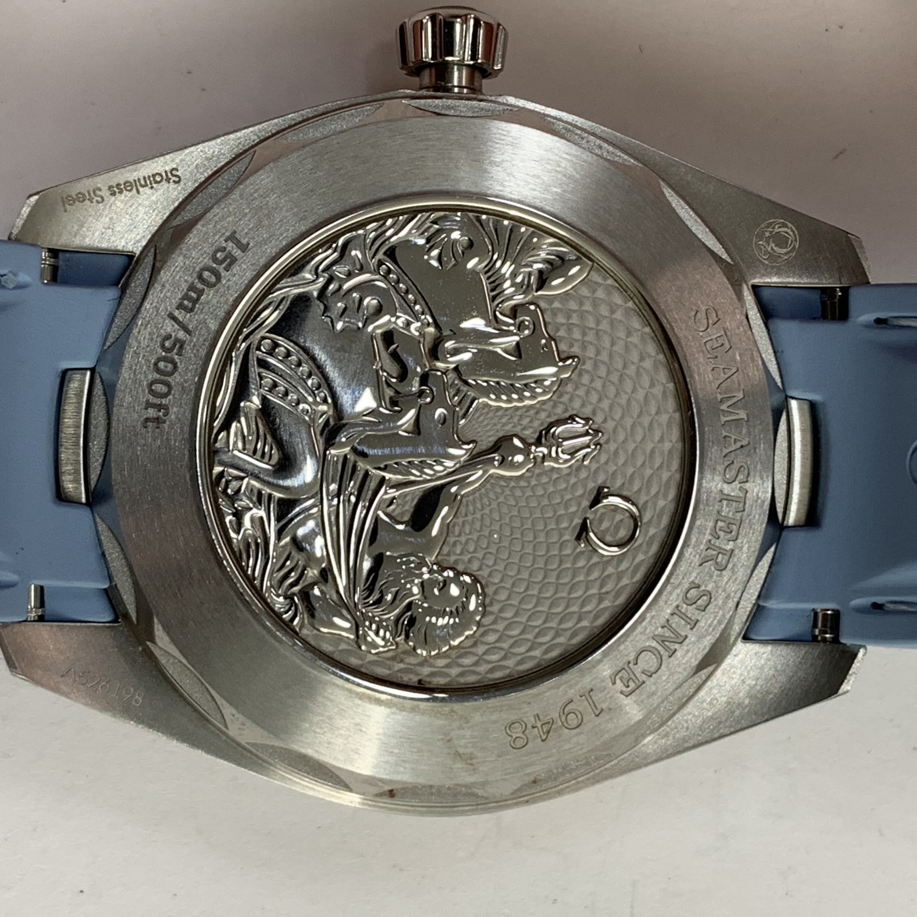 Omega Seahorse 41 millimeters 220.12.41.21.03.008