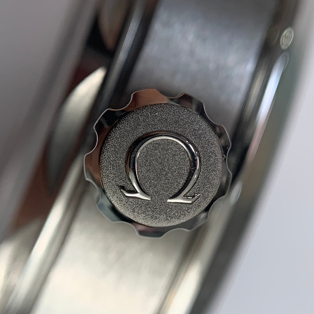 Omega Seahorse 41 millimeters 220.12.41.21.03.008
