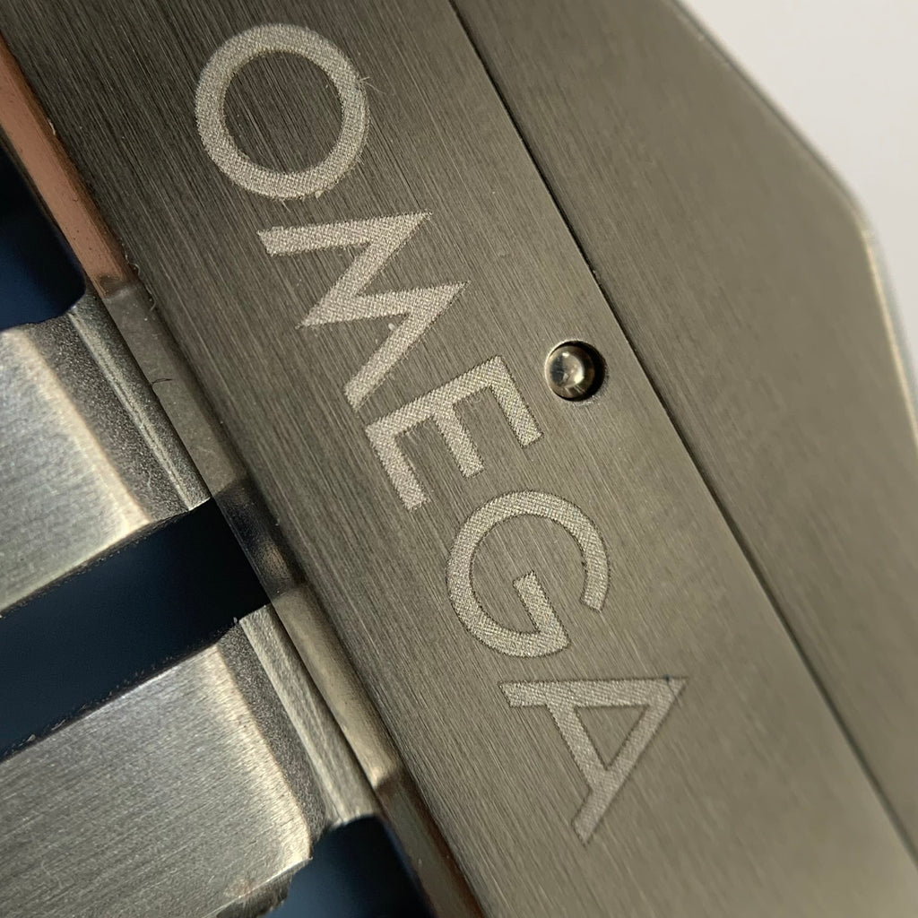 Omega Seahorse 41 millimeters 220.12.41.21.03.008