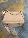 Louis Vuitton M50032