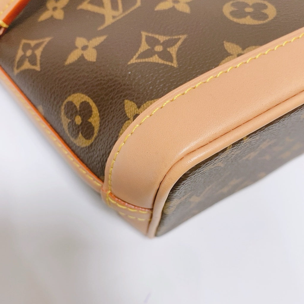 Louis Vuitton Crossbody