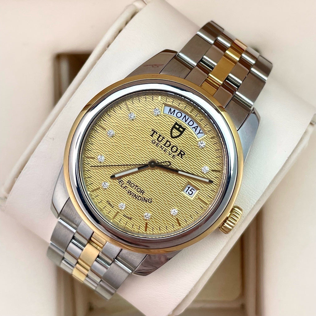 Tudor Junjue Sunday Calendar Model Automatic (self-winding) watch 39 millimeters m56003-0004