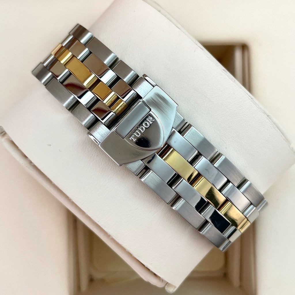 Tudor Junjue Sunday Calendar Model Automatic (self-winding) watch 39 millimeters m56003-0004