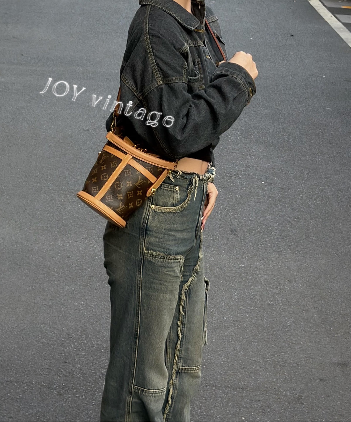 Louis Vuitton Duffle 22.0x 23.0x 14.0 cm M43587