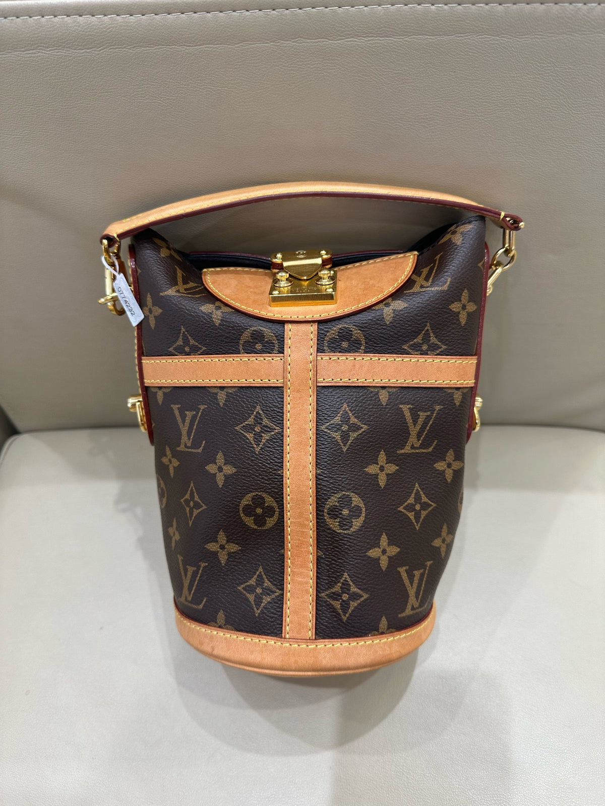 Louis Vuitton Duffle 22.0x 23.0x 14.0 cm M43587