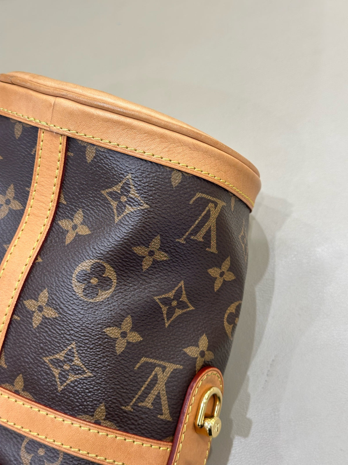 Louis Vuitton Duffle 22.0x 23.0x 14.0 cm M43587