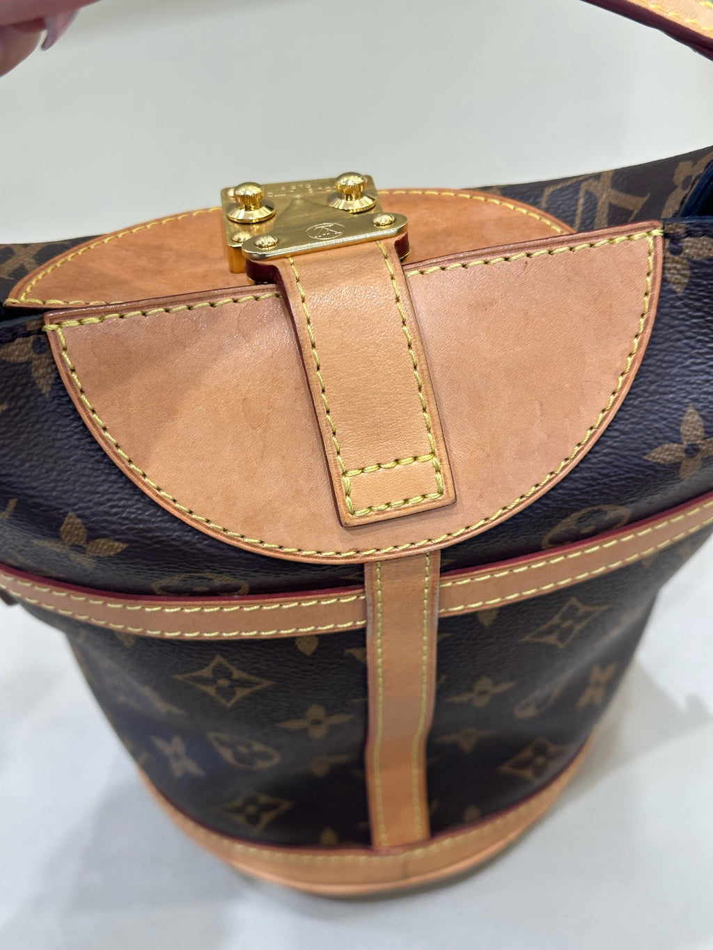 Louis Vuitton Duffle 22.0x 23.0x 14.0 cm M43587