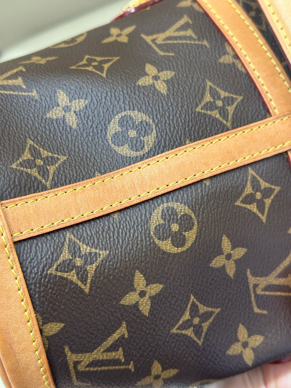 Louis Vuitton Duffle 22.0x 23.0x 14.0 cm M43587
