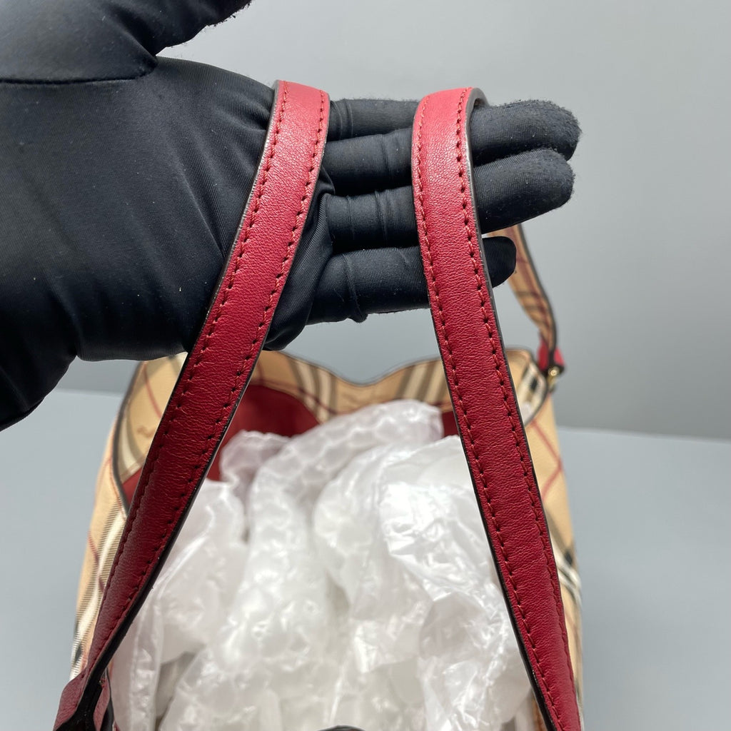 Burberry Tote