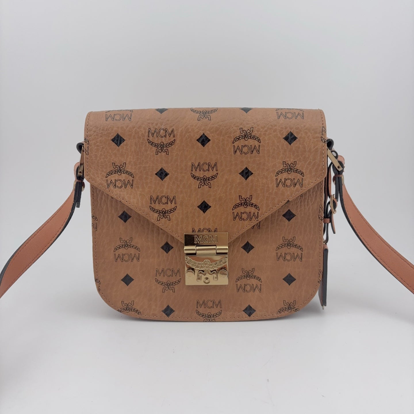 MCM Leather Messenger Bag MWS6SPA03CO001