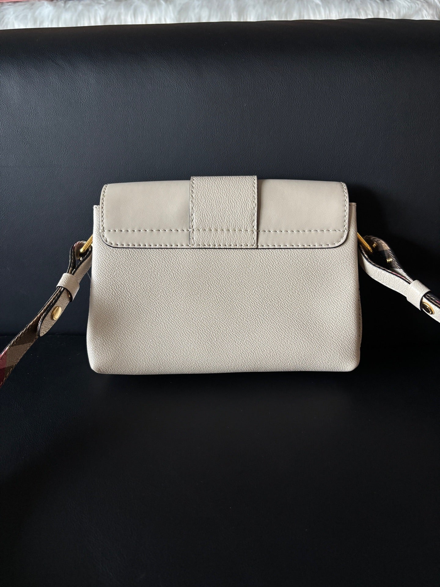 Burberry White Crossbody
