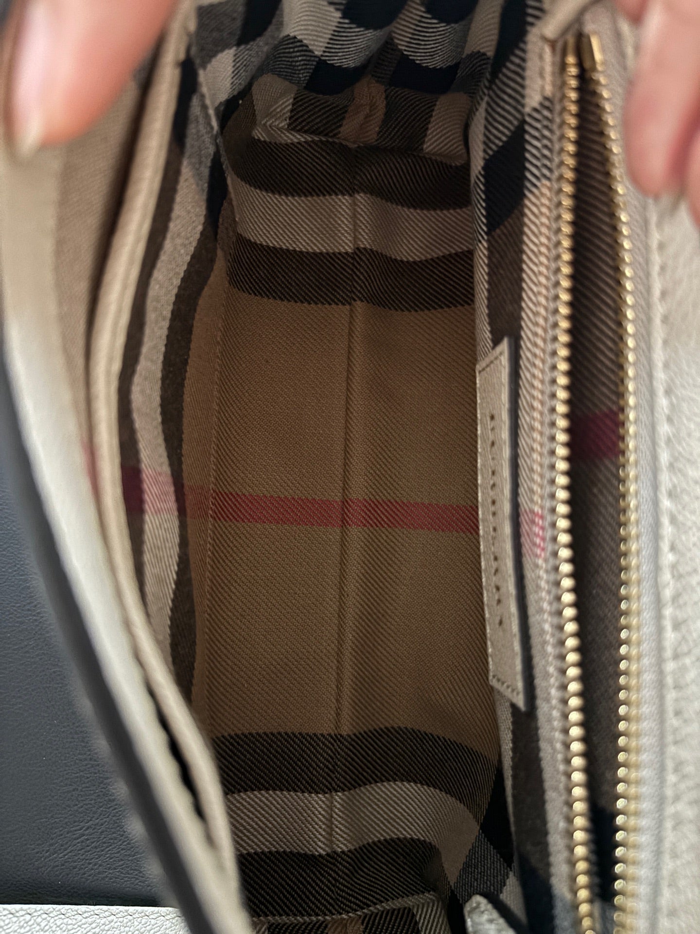 Burberry White Crossbody