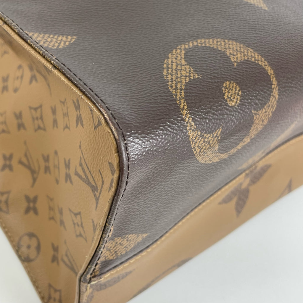 Louis Vuitton Tote
