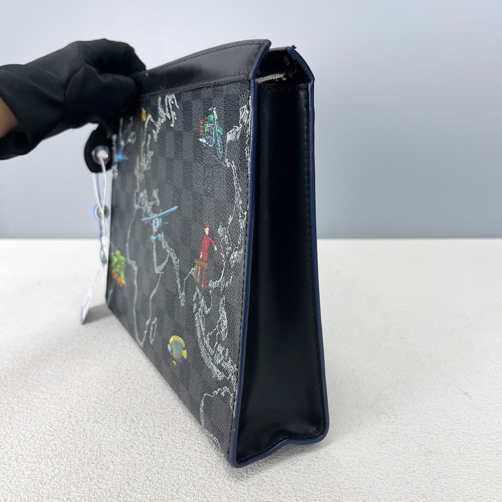 Louis Vuitton Clutch N40205