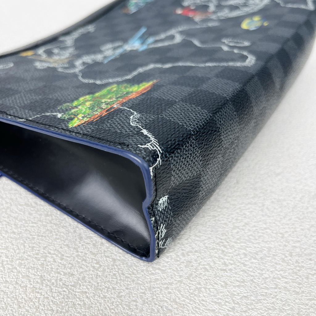 Louis Vuitton Clutch N40205