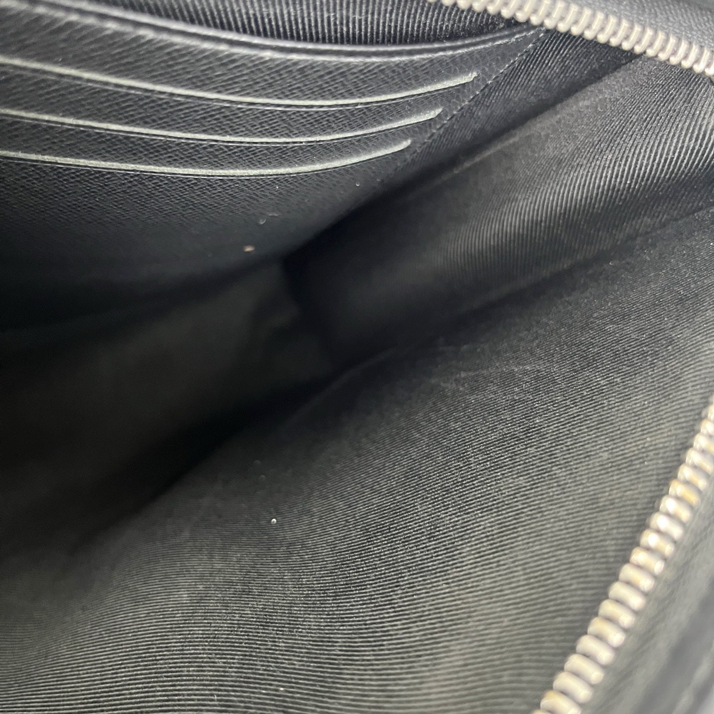 Louis Vuitton Clutch N40205
