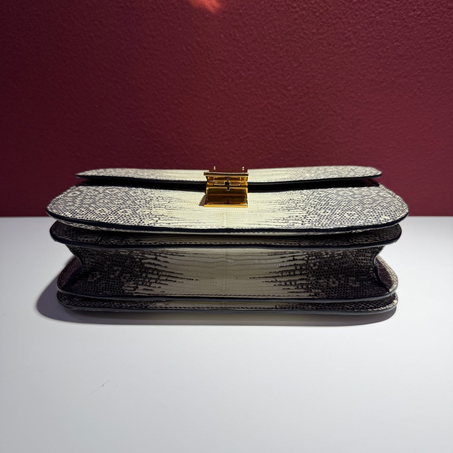 Celine Classic Medium-Sized Lizard-Grain Leather Handbag Shoulder Bag 189174TLC.02VG