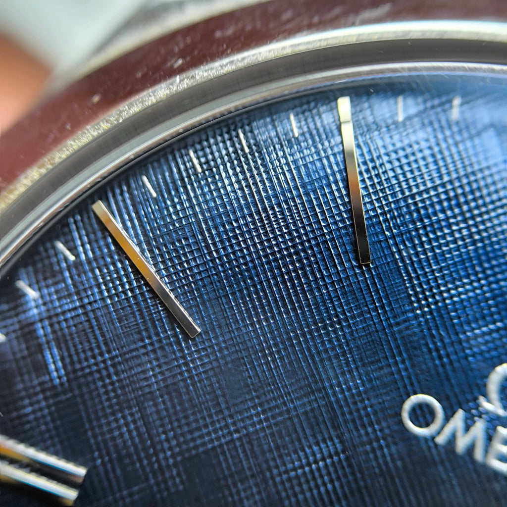Omega Flying Disc Series 40 435.13.40.21.03.001