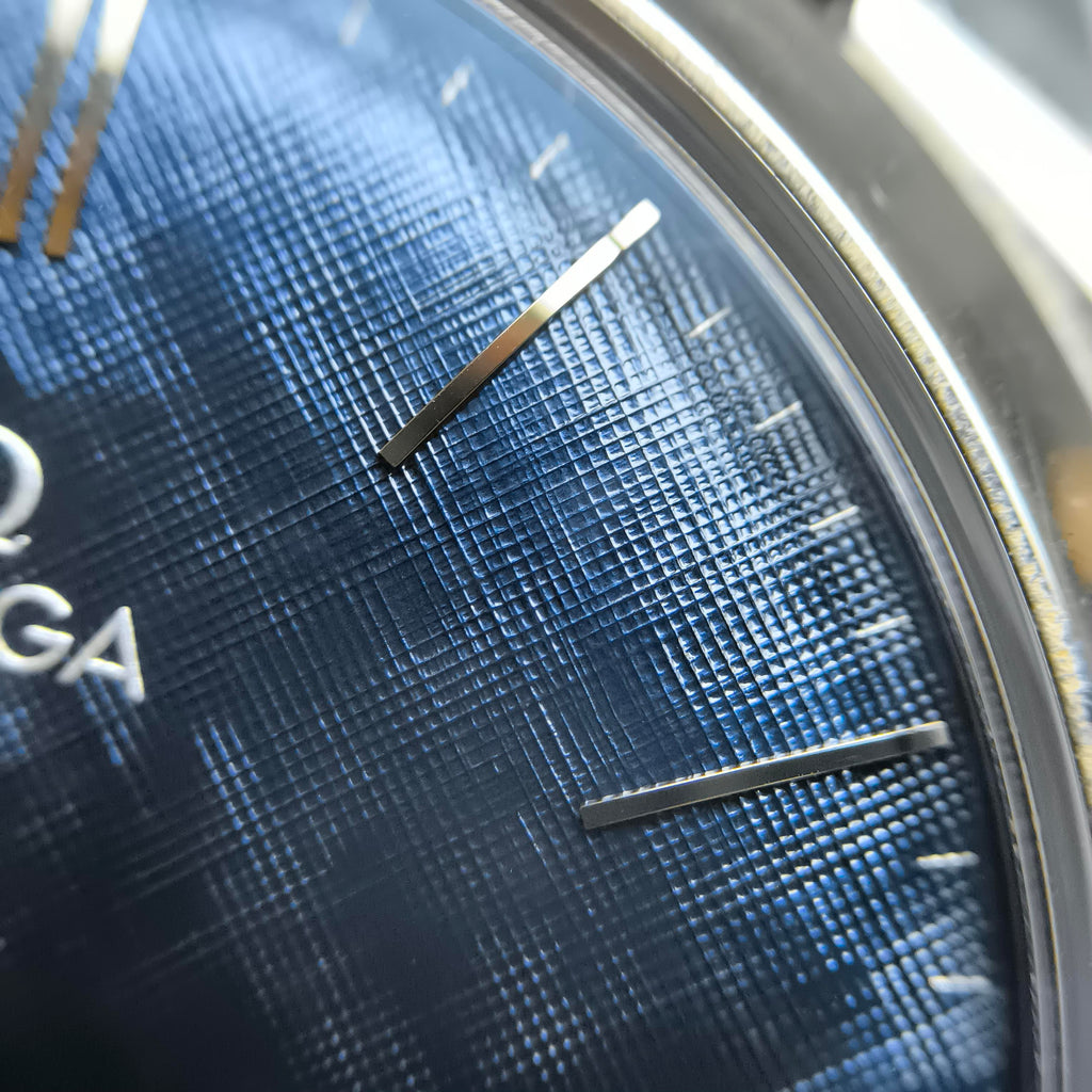 Omega Flying Disc Series 40 435.13.40.21.03.001