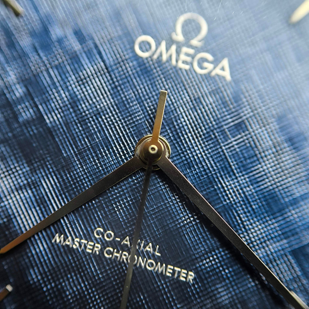Omega Flying Disc Series 40 435.13.40.21.03.001