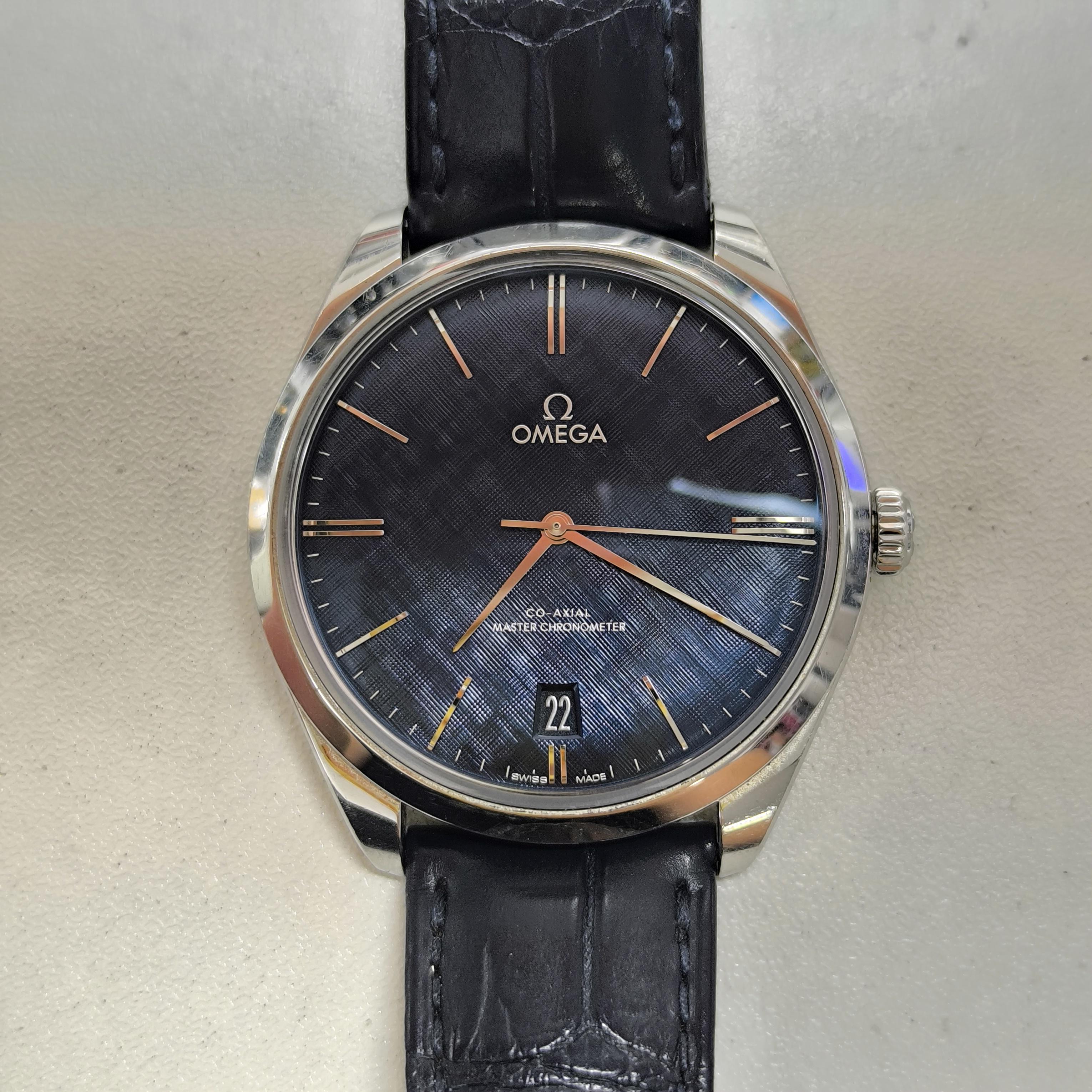 Omega Flying Disc Series 40 435.13.40.21.03.001