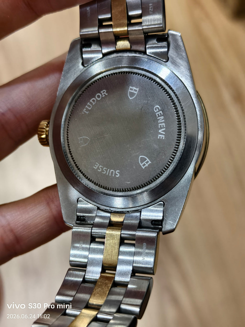 Tudor Junjue Sunday Calendar Model 39 millimeters m56003-0004