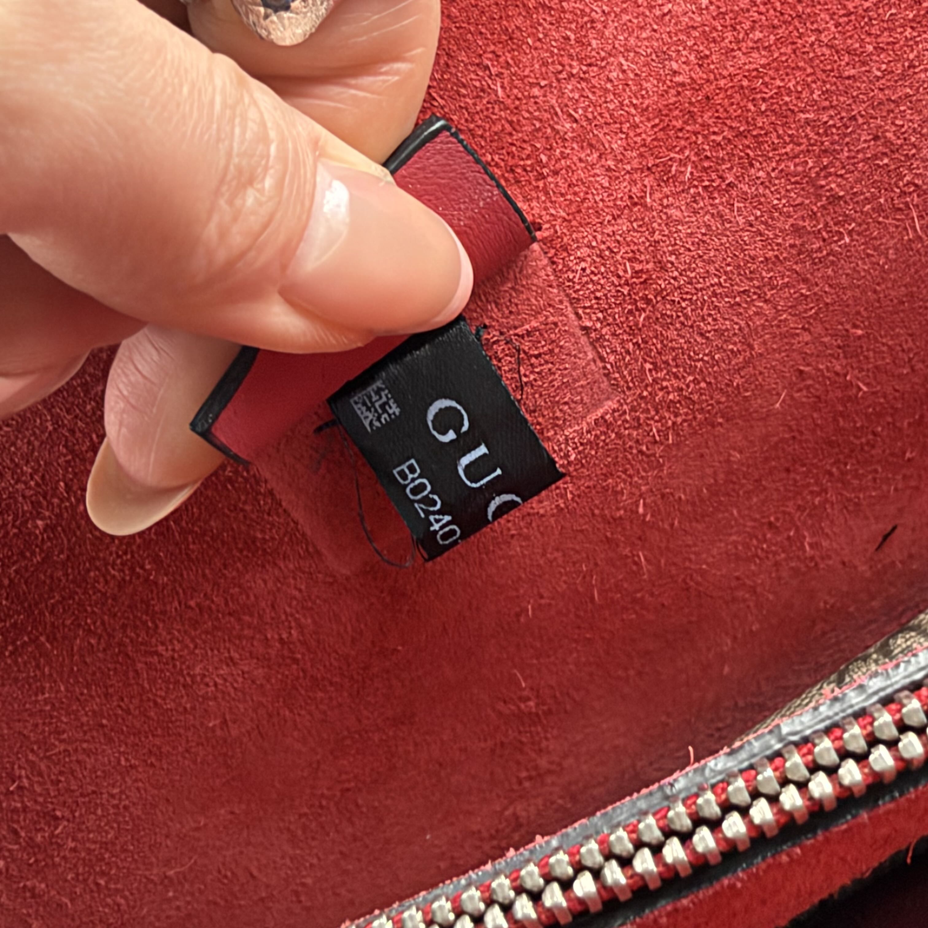Gucci Red Shoulder Bag