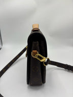Louis Vuitton Messenger Bag
