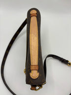 Louis Vuitton Messenger Bag