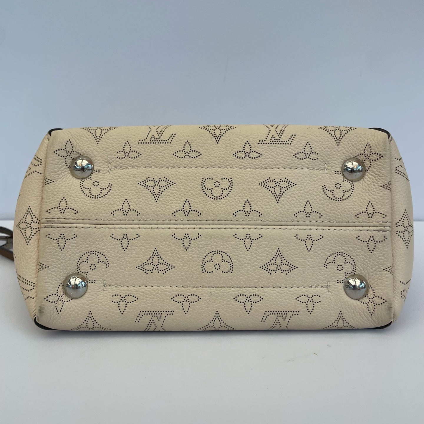 Louis Vuitton Beige Tote M54351