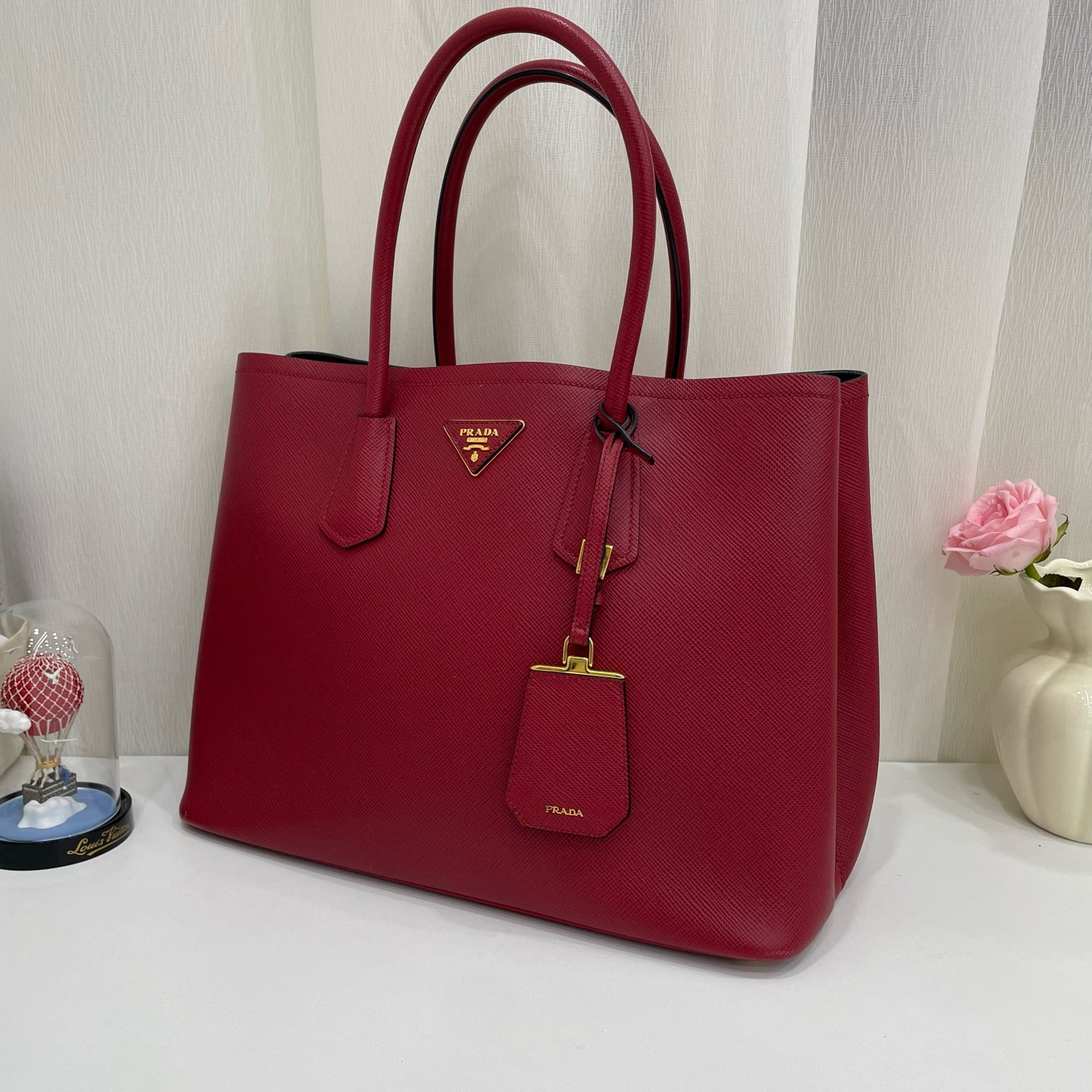 Prada Red