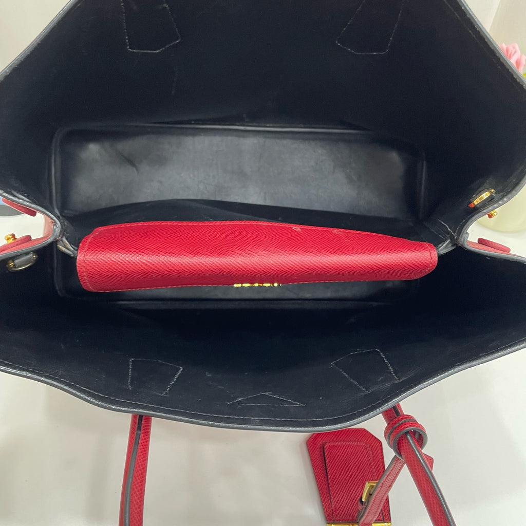 Prada Red