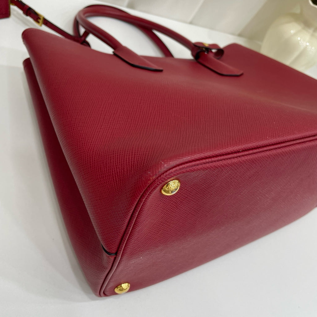 Prada Red