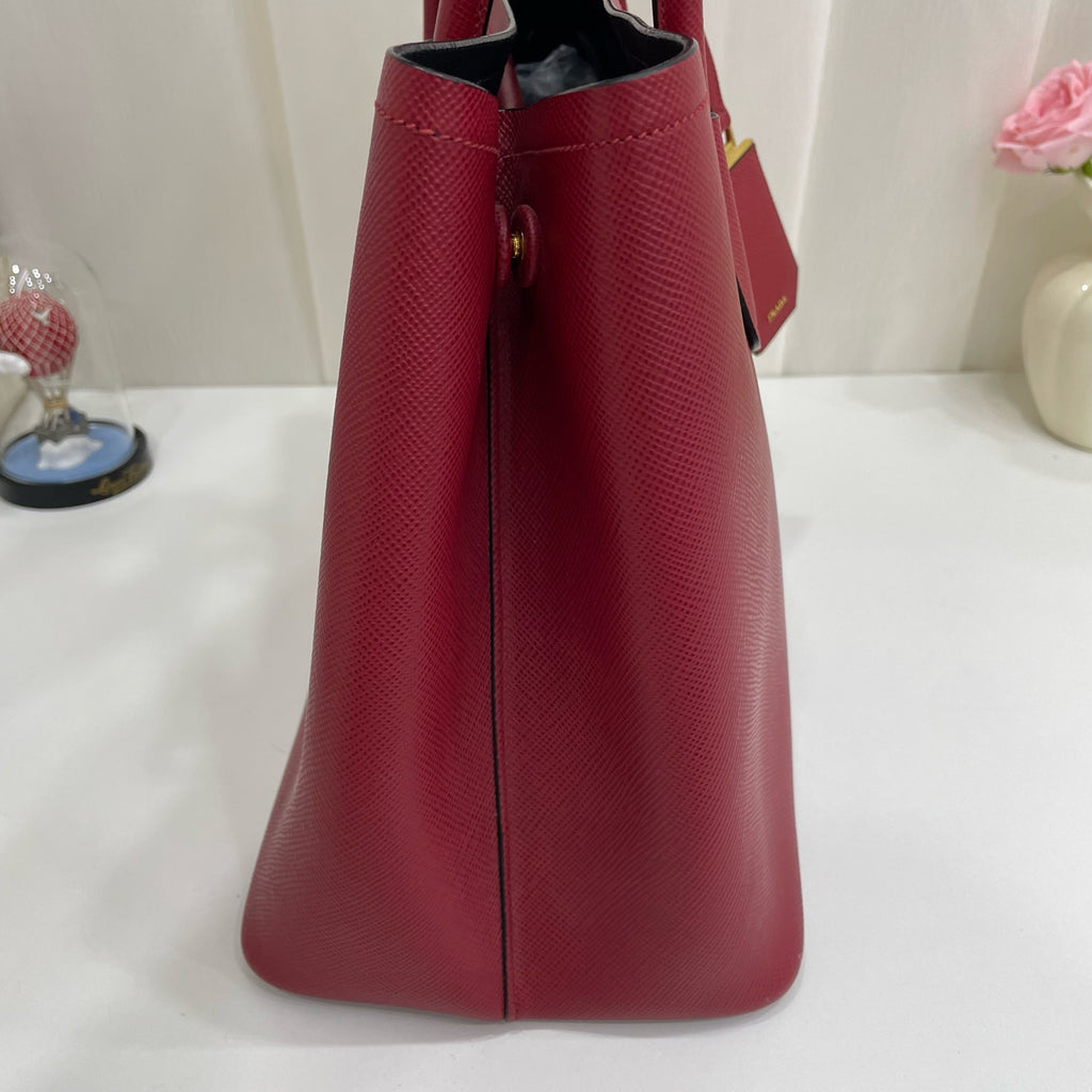 Prada Red
