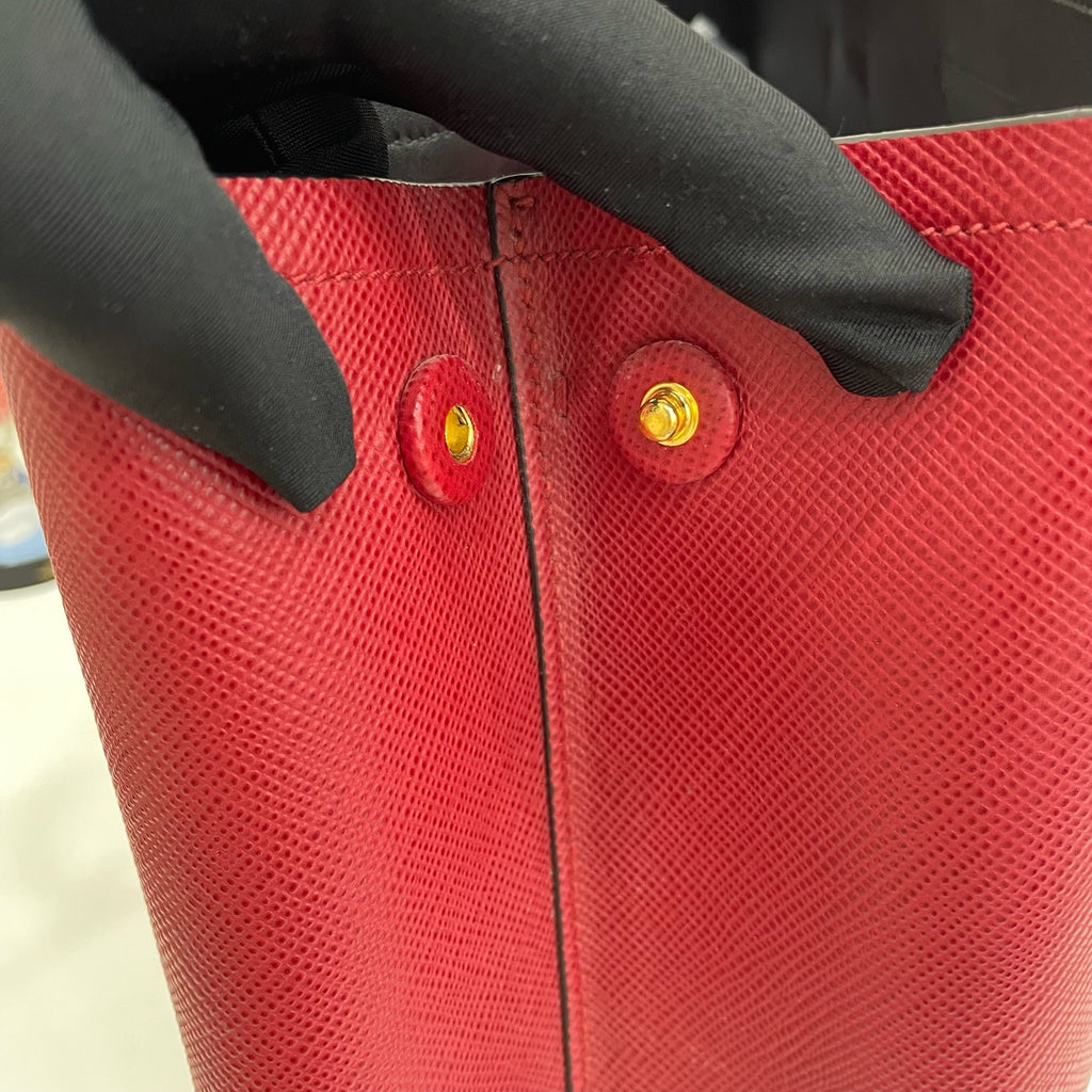 Prada Red