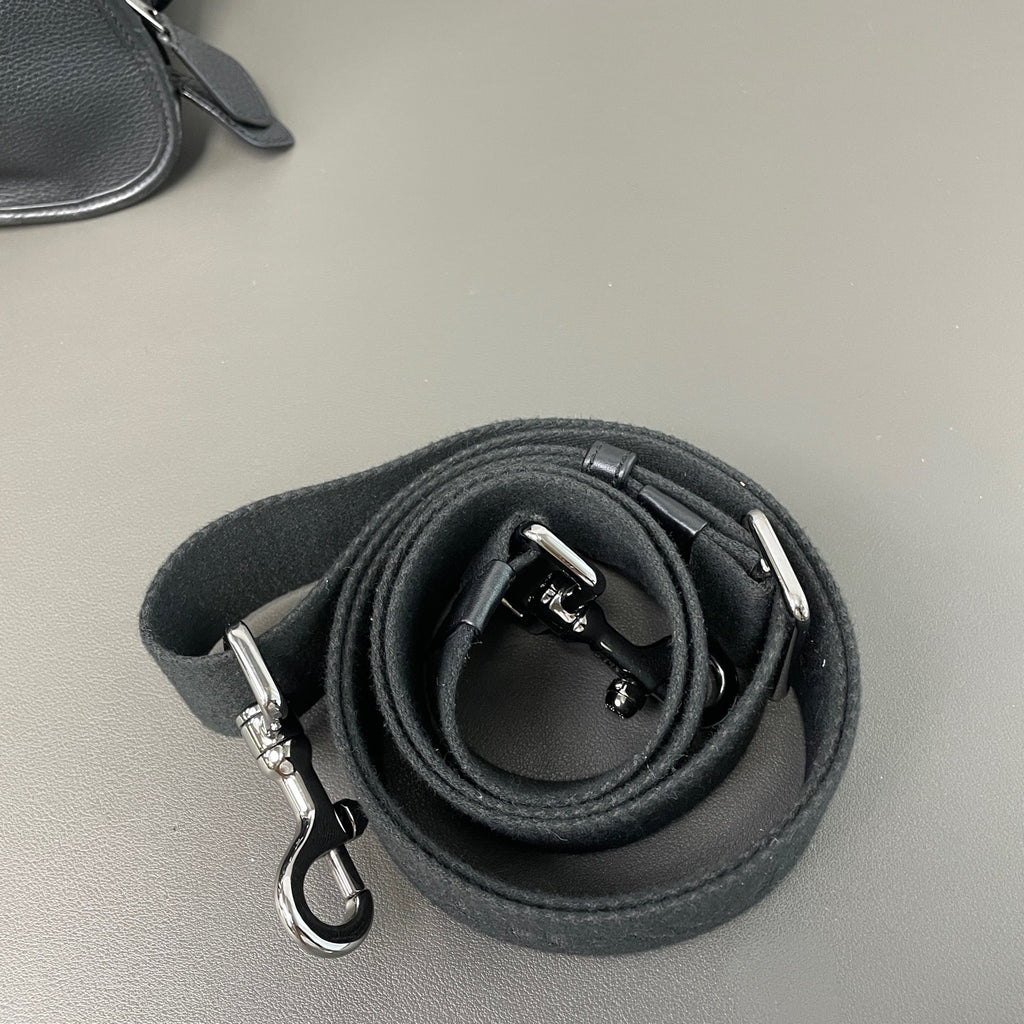 Loewe Black